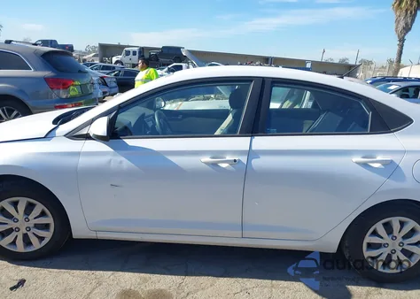 2020 Hyundai Accent Se z USA, uszkodzony, nr VIN 3KPC24A66LE124111